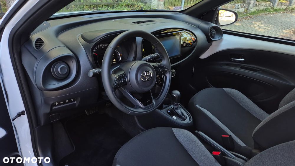 Toyota Aygo X S-CVT Air Prestige - 11