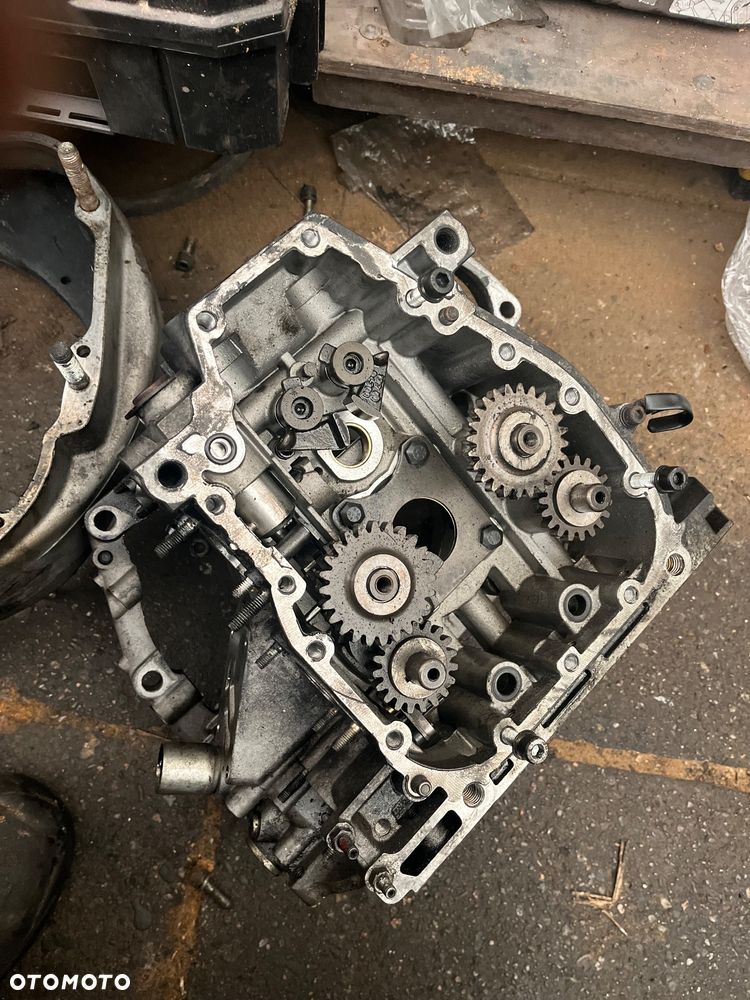 Silnik hatz supra 1d81 blok silnika - 1