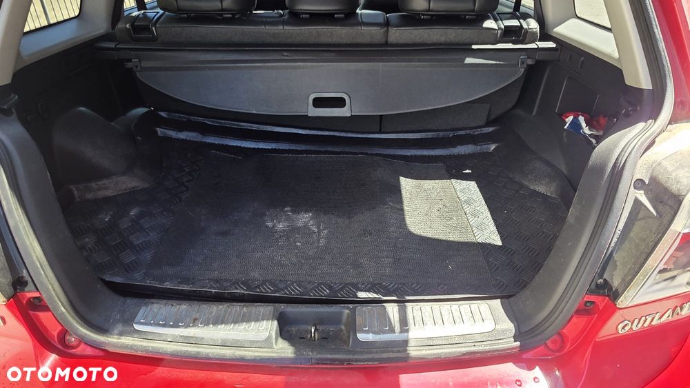 Mitsubishi Outlander 2.0 Turbo 4WD - 3