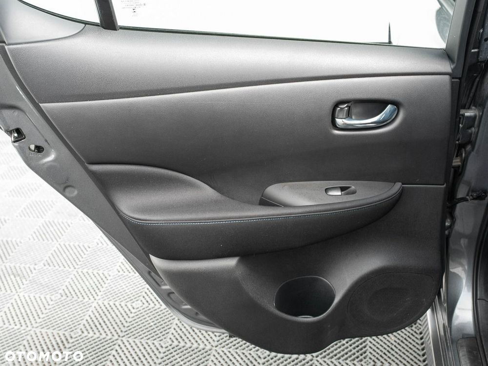 Nissan Leaf 40kWh Acenta - 24
