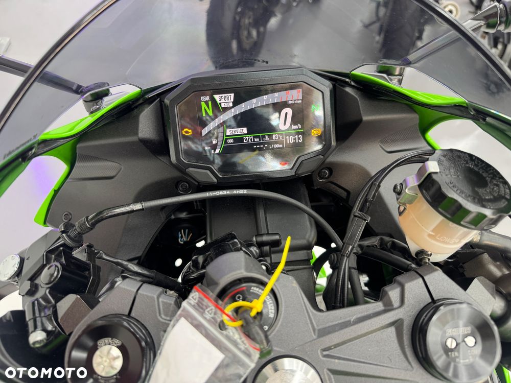 Kawasaki ZX - 24