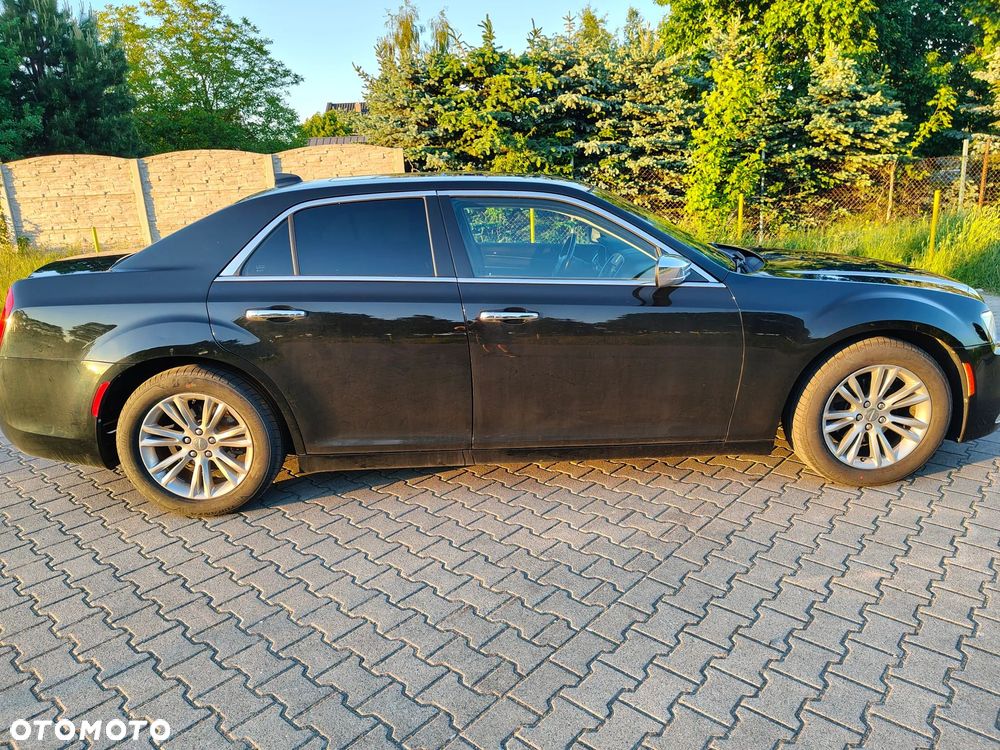 Chrysler 300C - 9