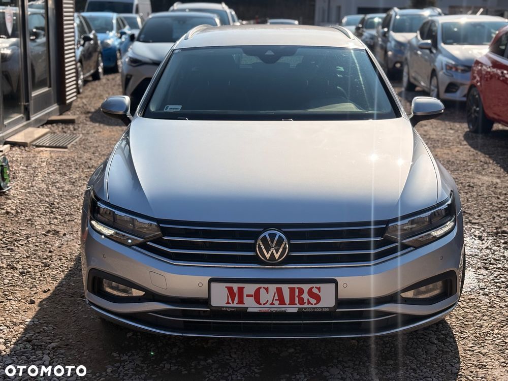 Volkswagen Passat 2.0 TDI EVO Elegance DSG - 2