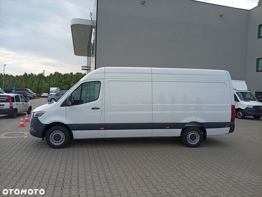 Mercedes-Benz Sprinter 319 CDI - 3