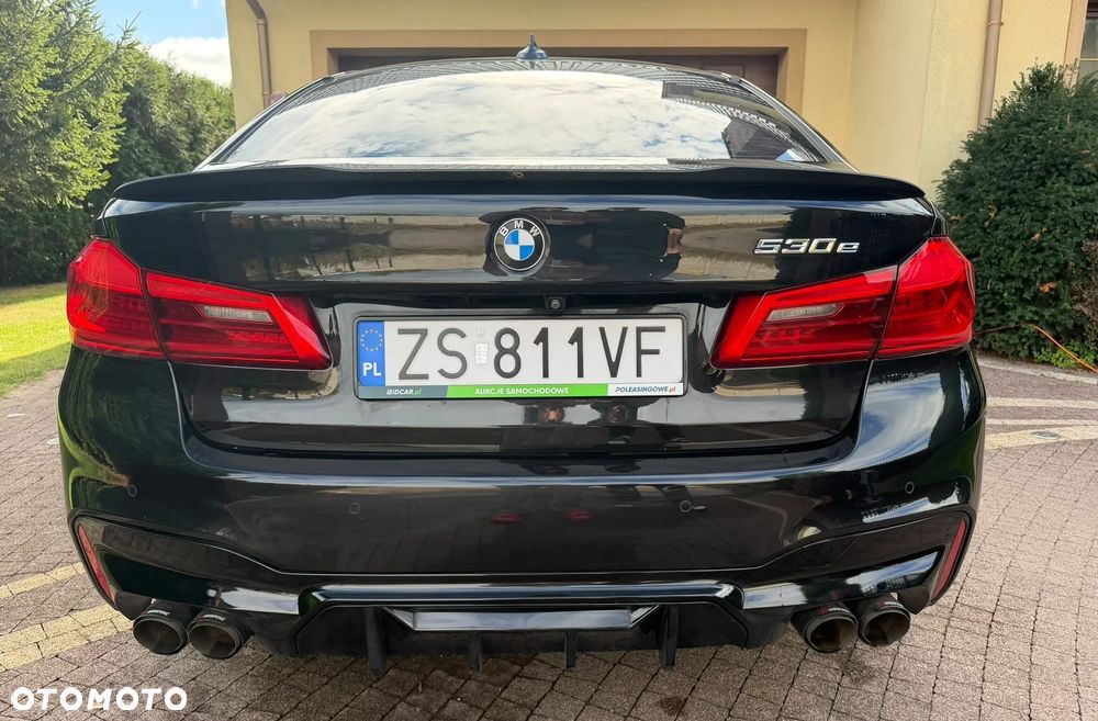 BMW Seria 5 2019 photo 2
