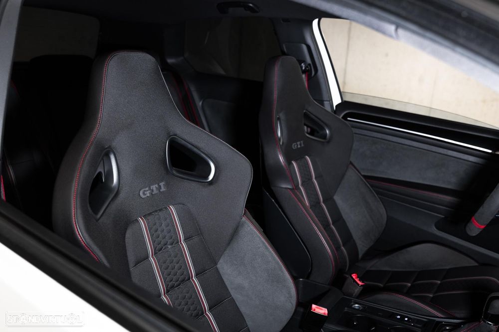 VW Golf GTI Clubsport DSG - 16
