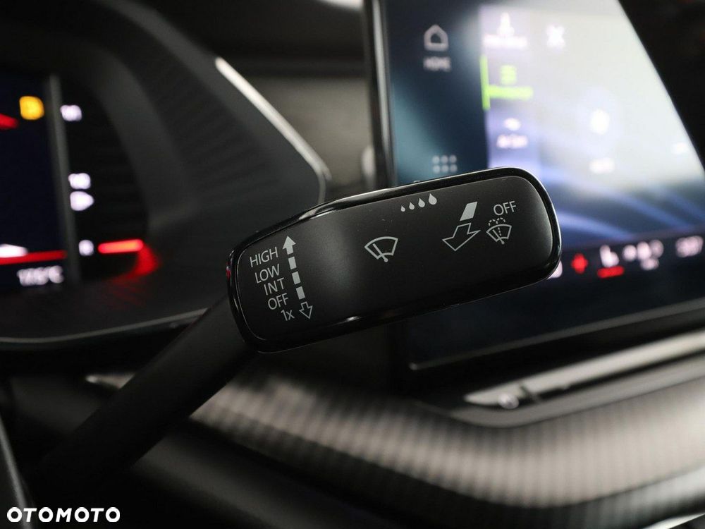 Skoda Octavia 2.0 TDI DSG RS - 33