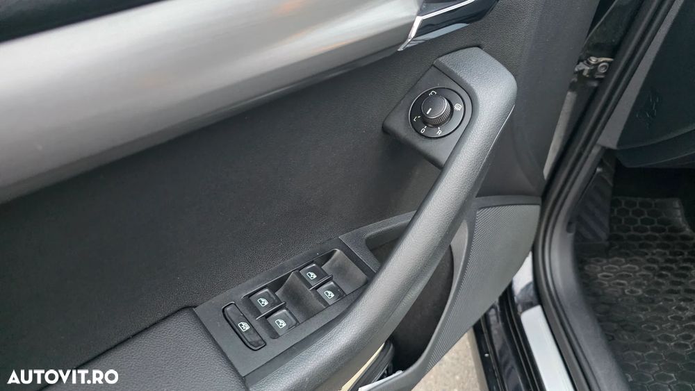 Skoda Octavia 2.0 TDI DSG Style - 9