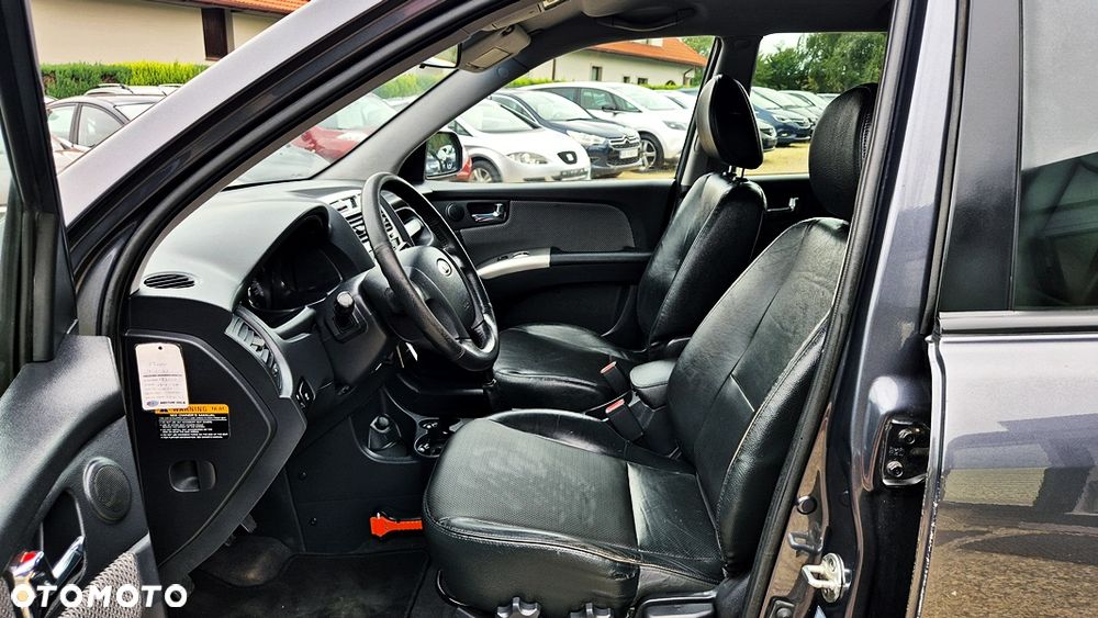 Kia Sportage 2.0 Expedition + - 31