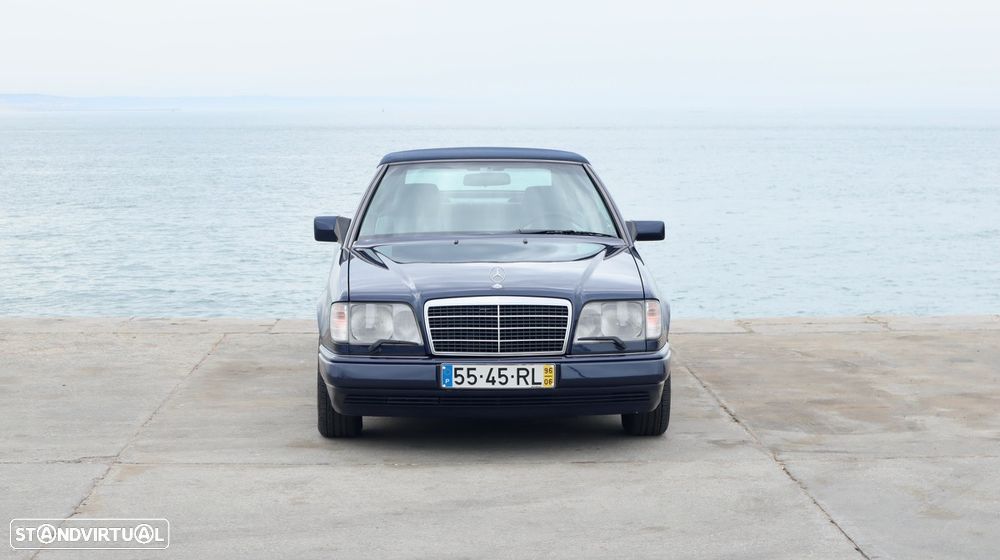 Mercedes-Benz E 220 - 19