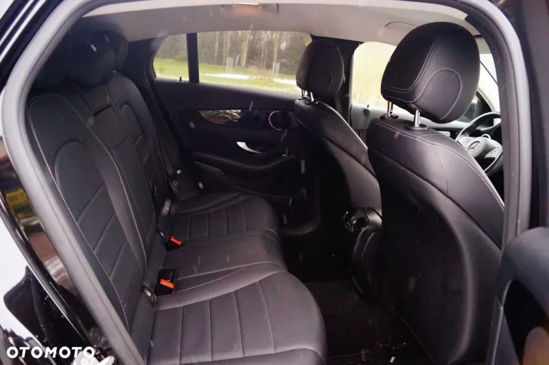 Mercedes-Benz GLC - 7