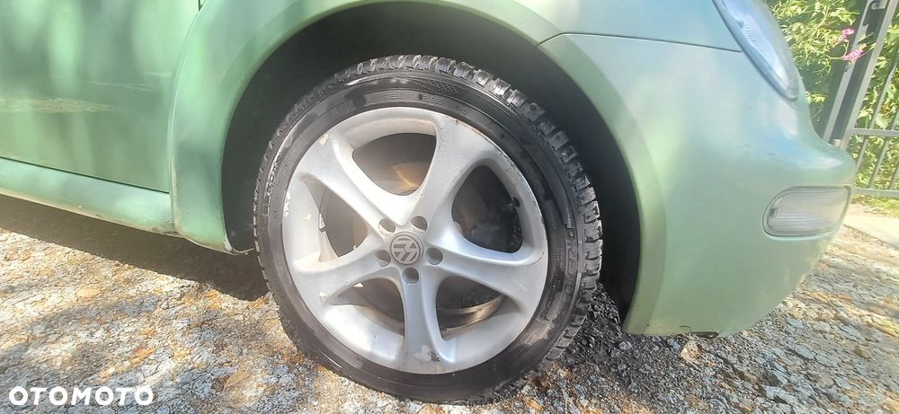 Volkswagen New Beetle - 20
