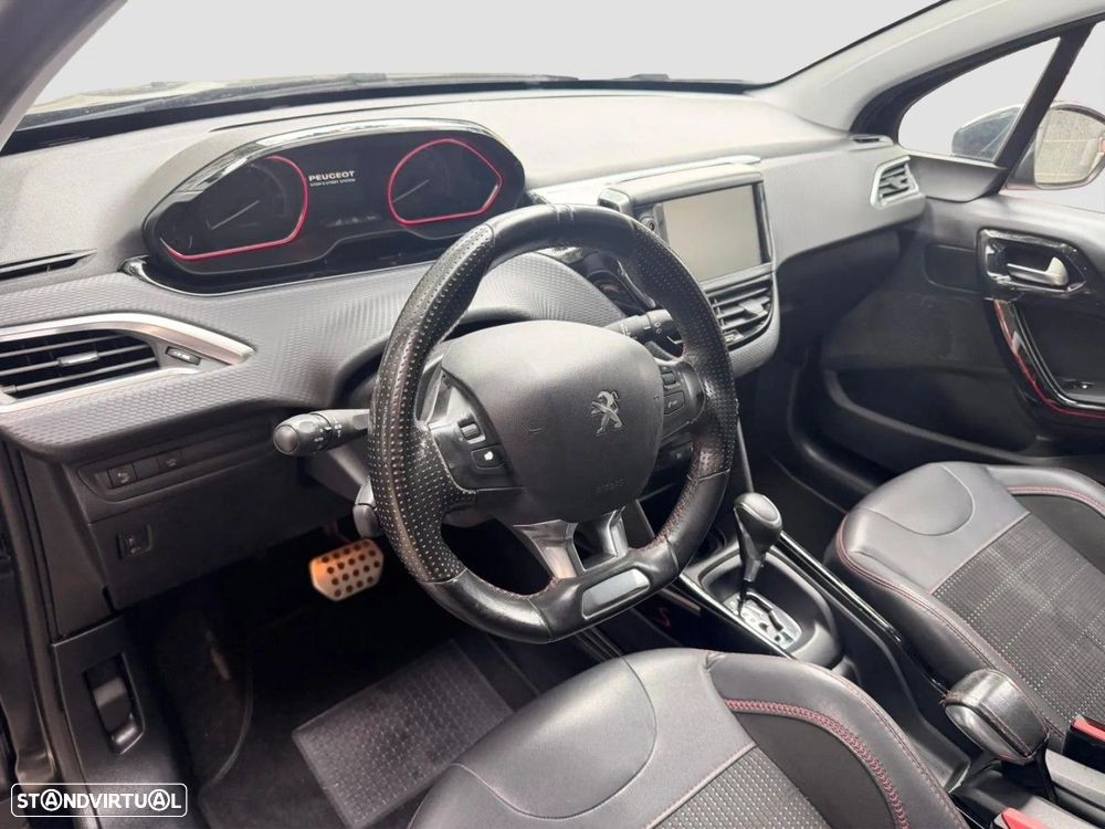 Peugeot 2008 1.2 PureTech GT Line EAT6 - 5