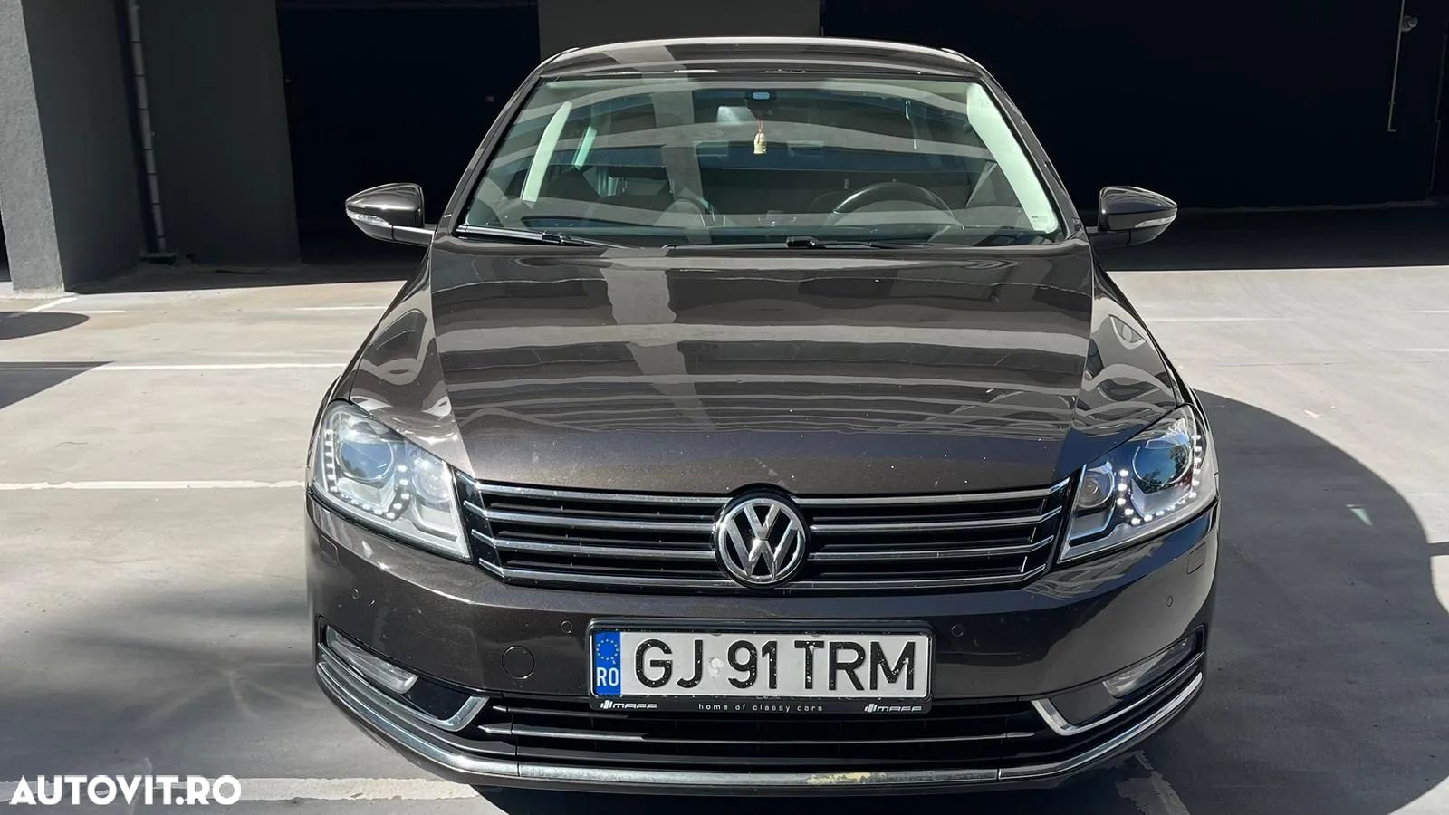 Volkswagen Passat 2.0 TDI BlueMotion Tehnology DSG Highline - 1