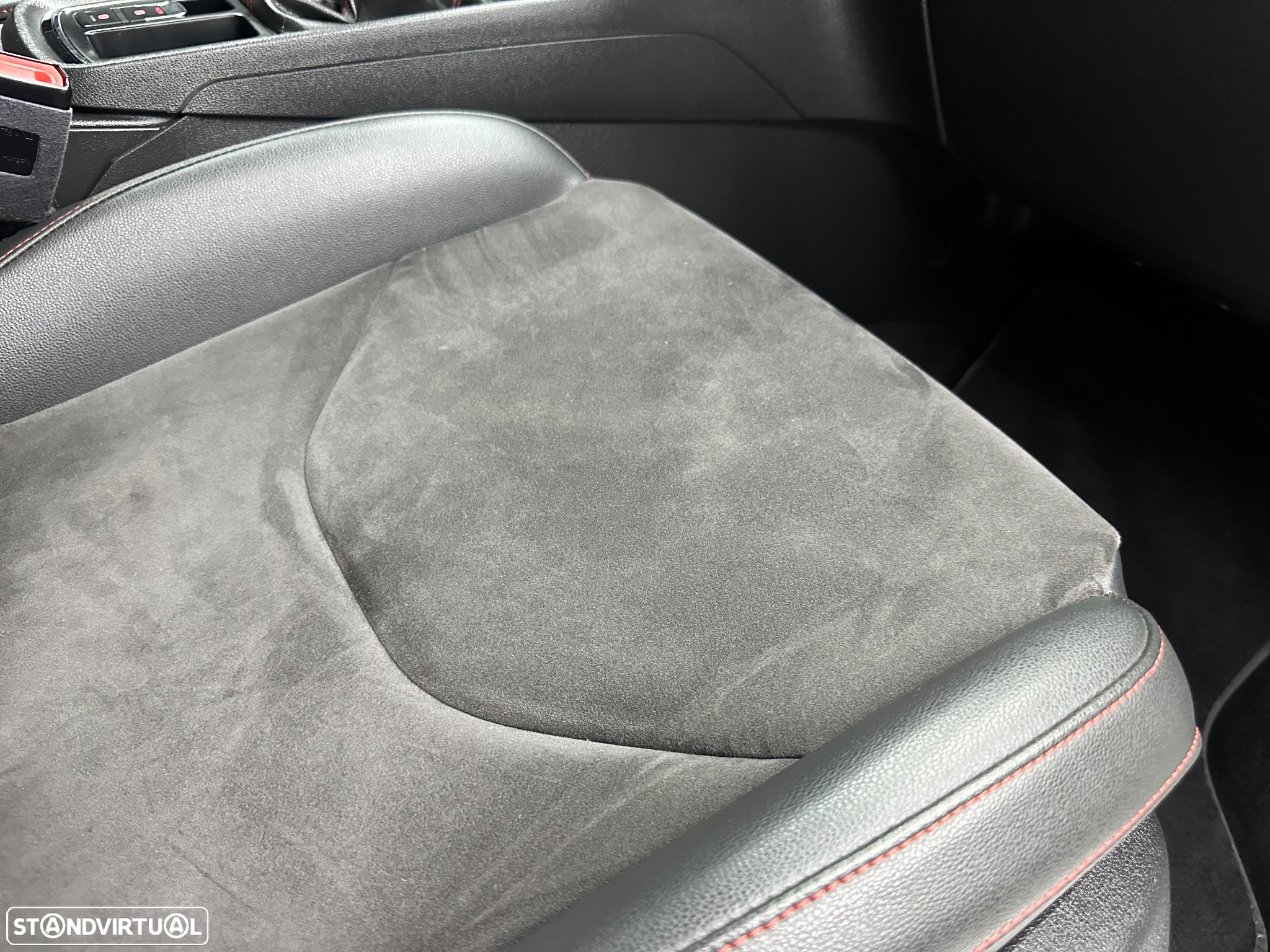SEAT Leon ST 2.0 TDI FR - 54