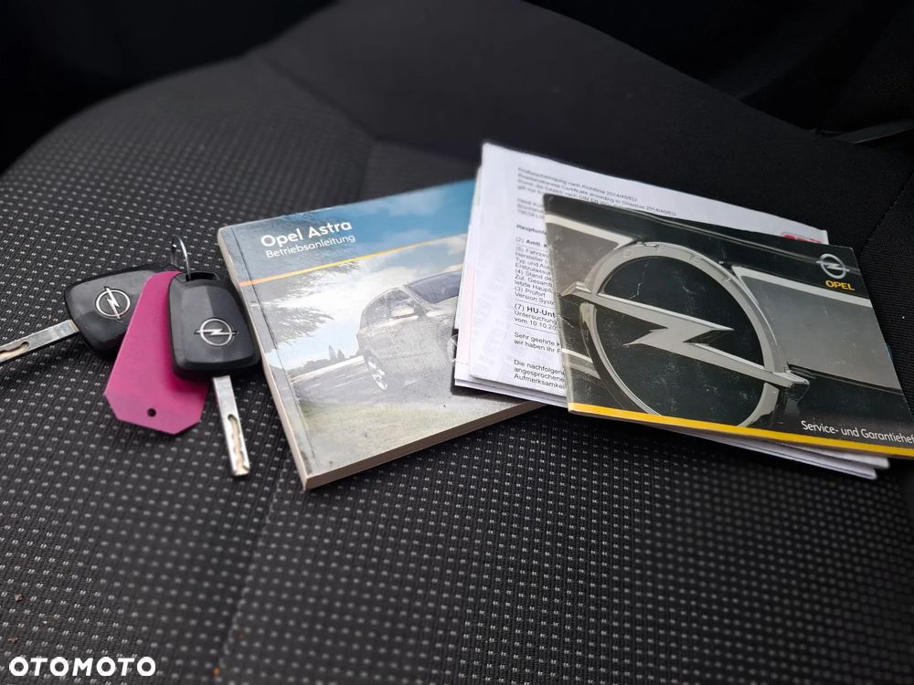 Opel Astra 1.4 - 11