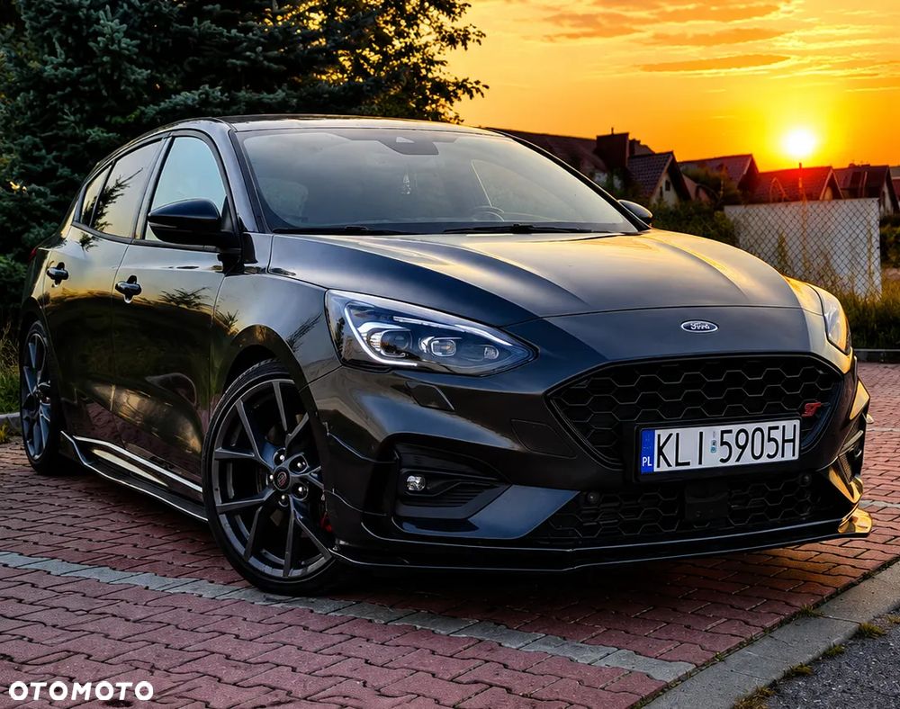 Ford Focus 2.3 EcoBoost S&S ST - 3