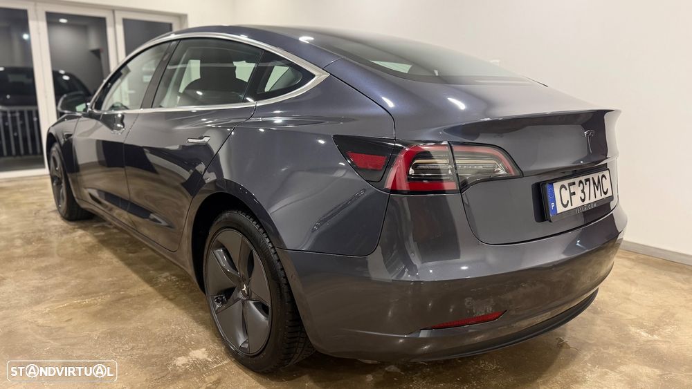 Tesla Model 3 Standard Range Plus RWD - 4