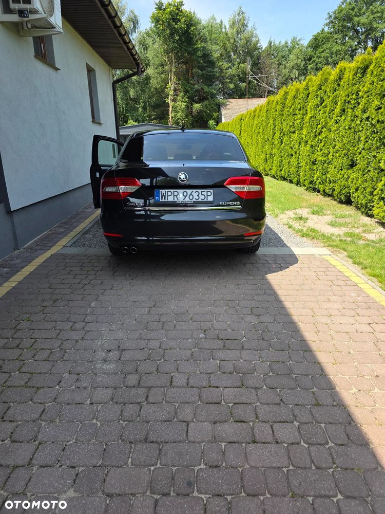 Skoda Superb 2.0 TDI Elegance DSG - 1