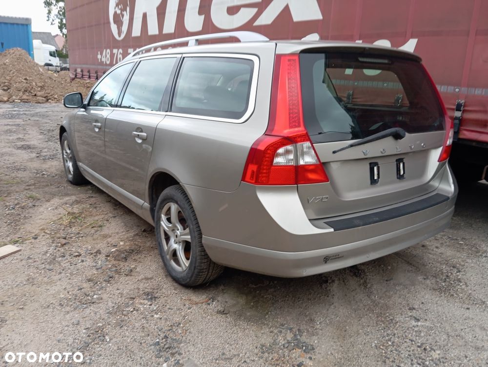 Volvo V70 - 4