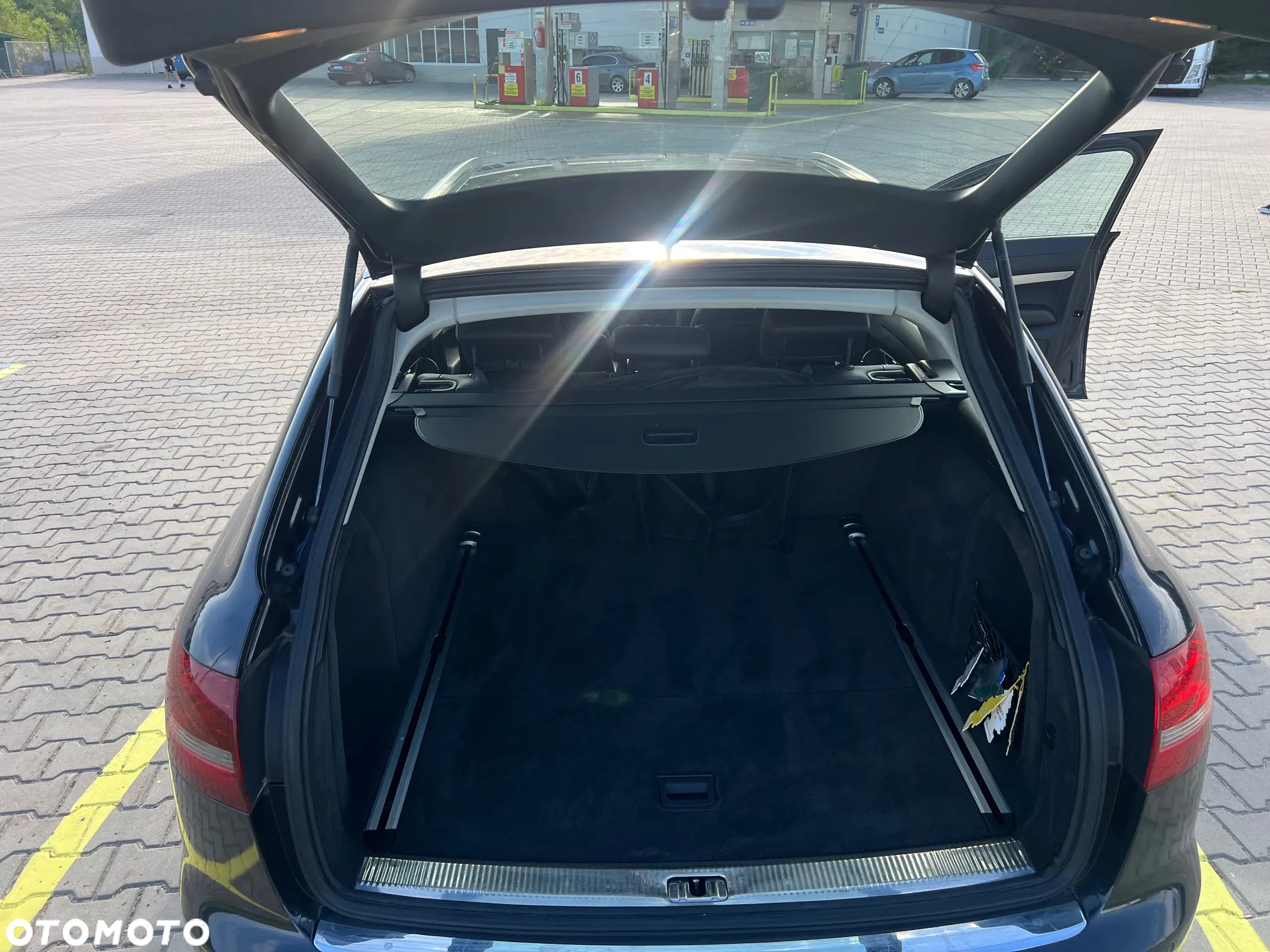 Audi A6 - 6