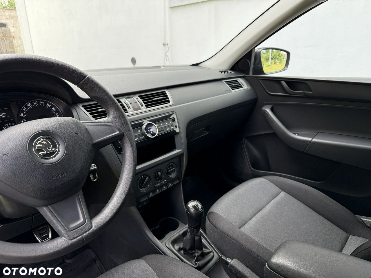 Skoda RAPID - 39