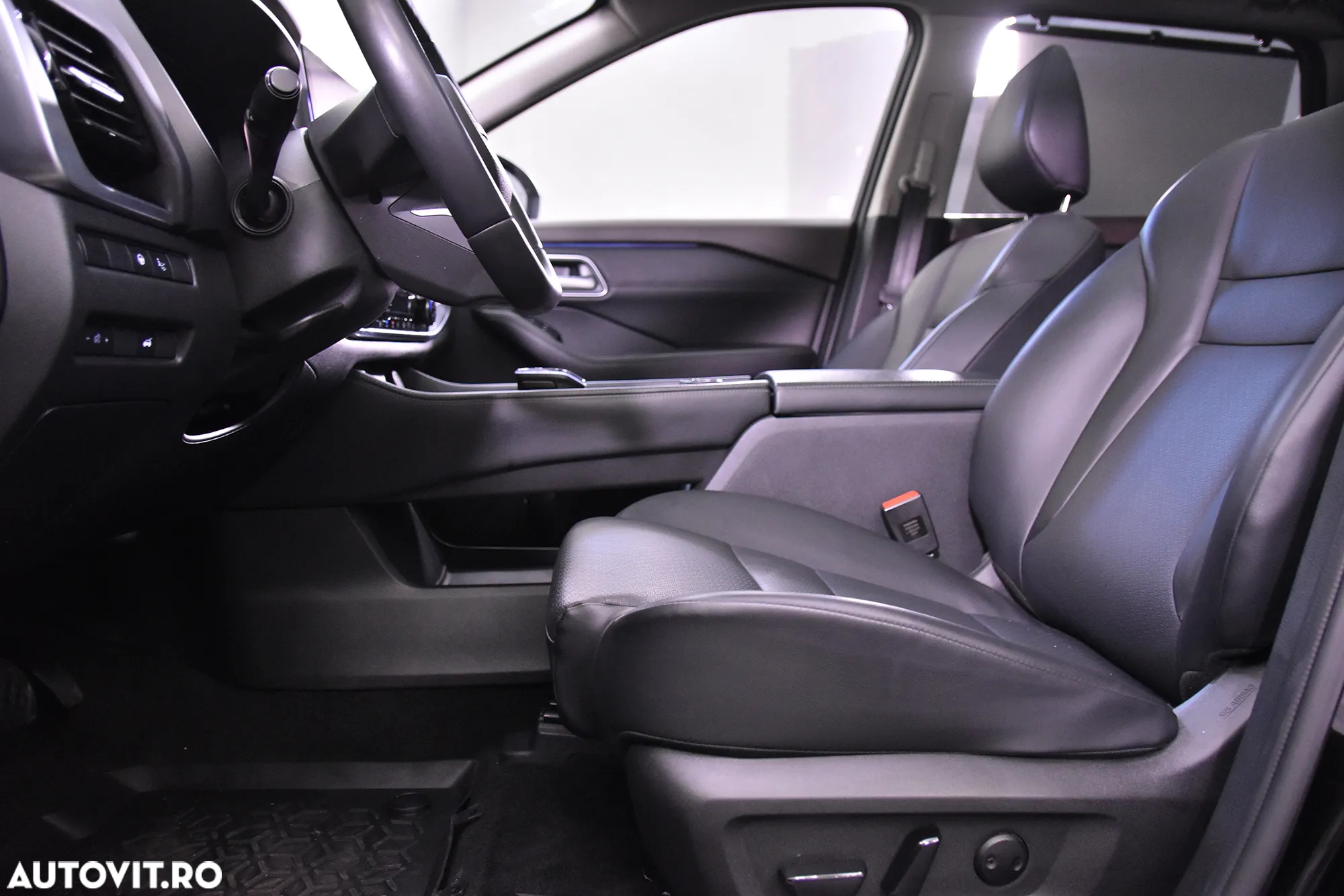 Nissan X-Trail - 25
