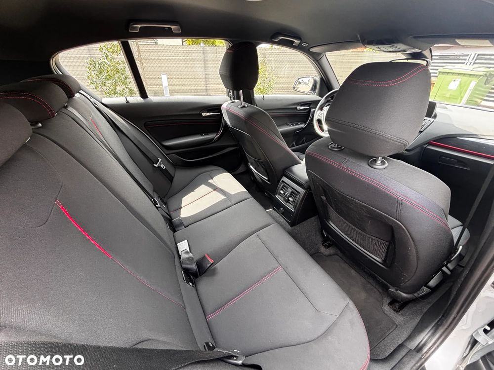 BMW Seria 1 118i Sport Line - 12