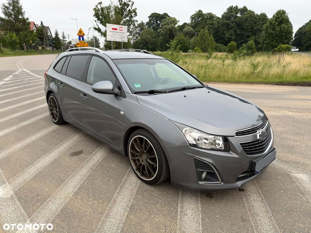 Chevrolet Cruze 1.7 LT - 16