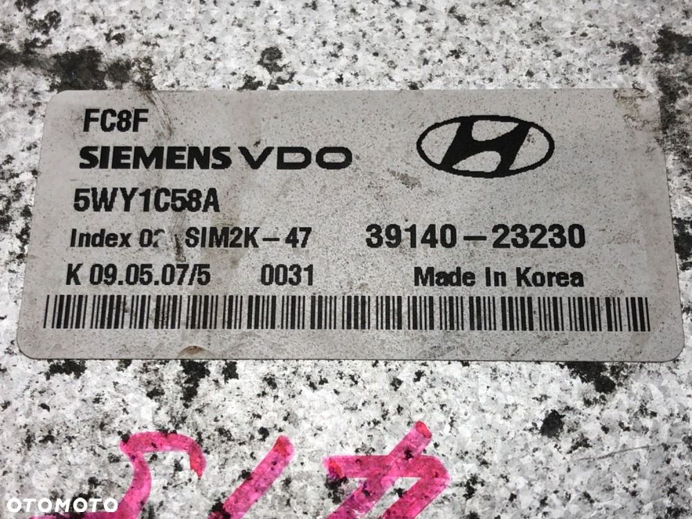 KOMPUTER SILNIKA  HYUNDAI i30 (FD) 2007 - 2012 2.0 105 kW [143 KM] benzyna 2007 - 2011 39140-23230 - 3