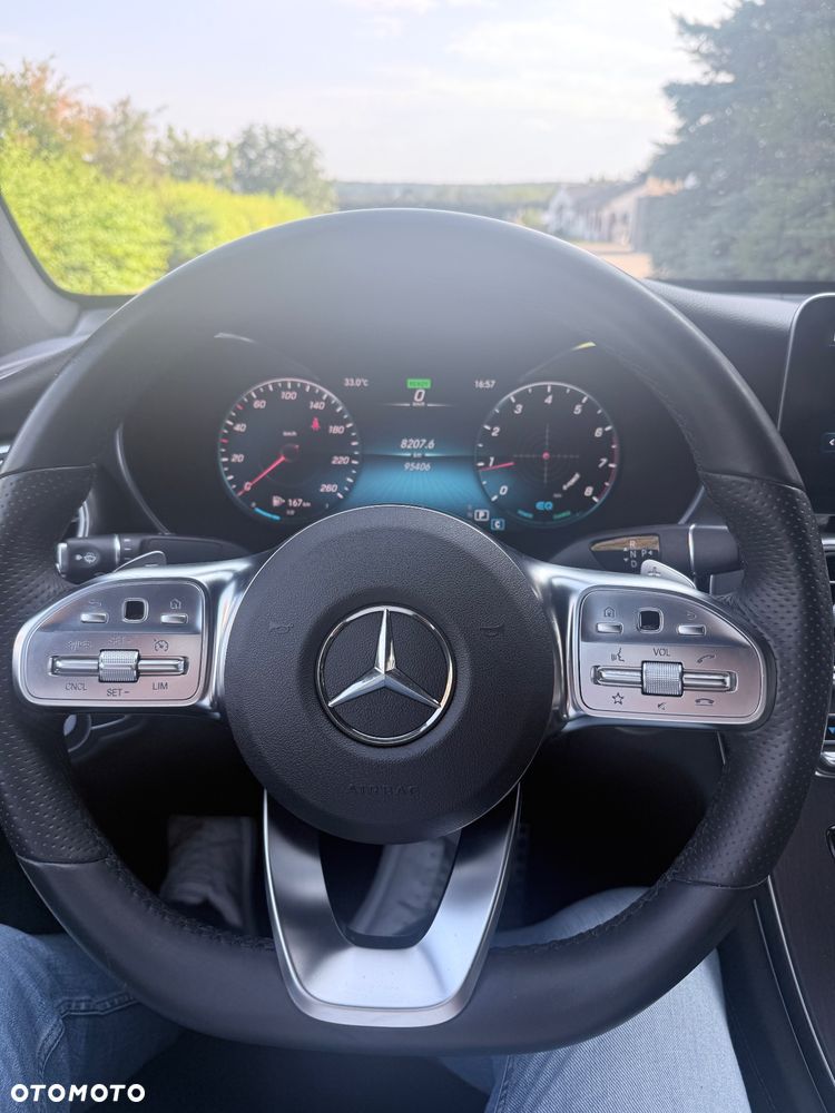 Mercedes-Benz GLC - 12