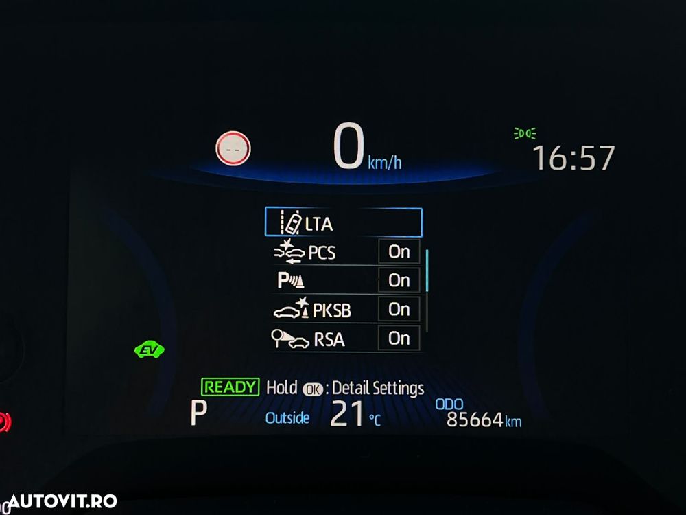 Toyota Corolla 1.8 HSD Dynamic - 18