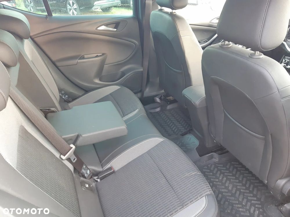 Opel Astra 1.2 Turbo Business Elegance - 15