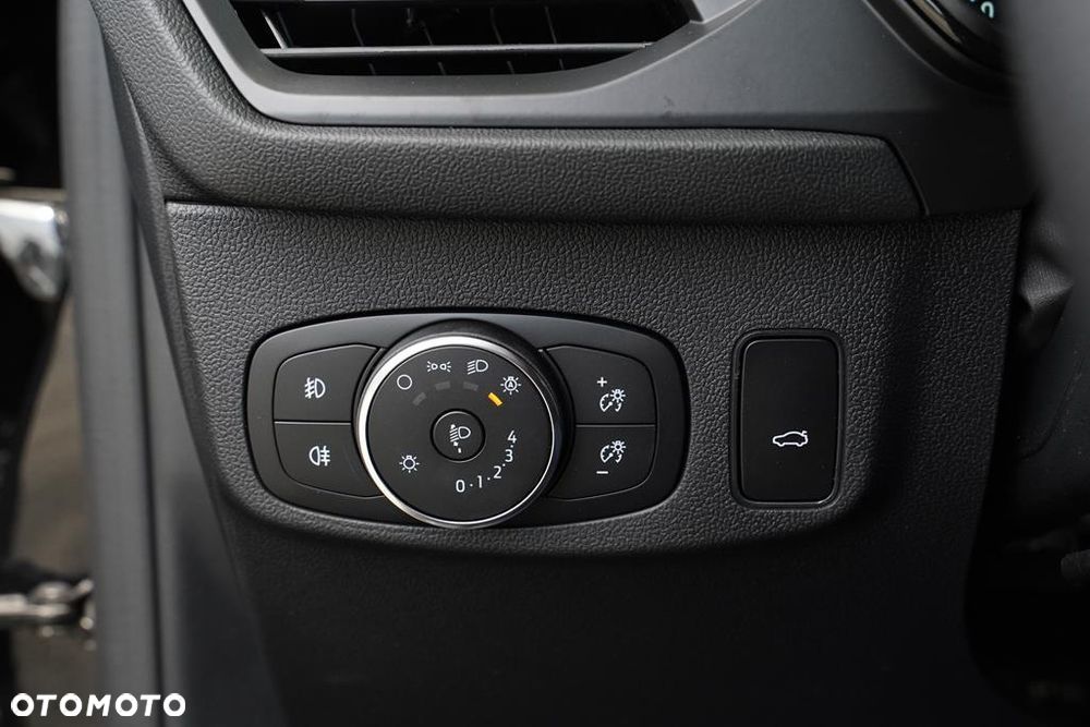 Ford Focus 1.0 EcoBoost mHEV ST-Line X - 16