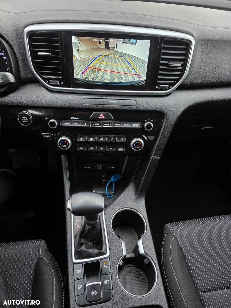 Kia Sportage 1.6 CRDI AWD Eco-Dynamics+ (48V M-H) DCT PLATINUM - 4