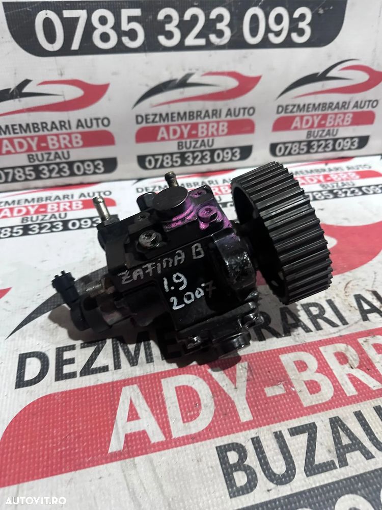 POMPA DE INALTA / POMPA DE INJECTIE OPEL ZAFIRA B 1.9 D