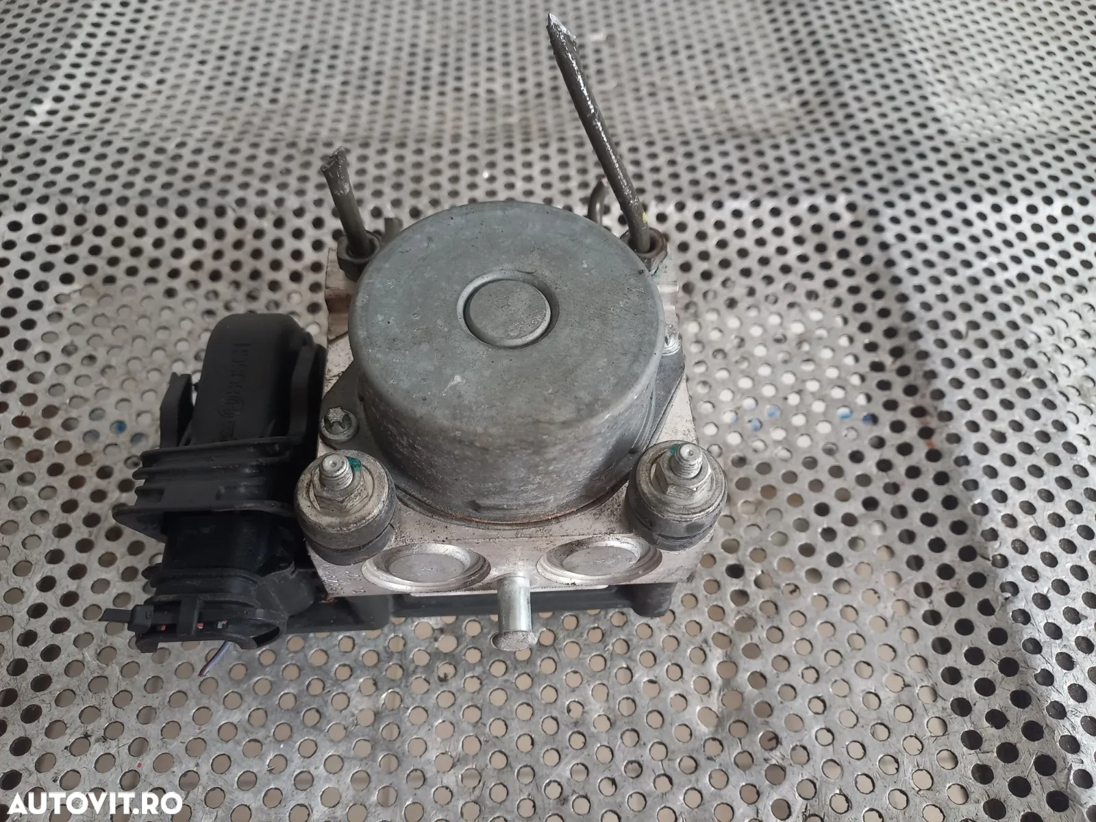 Pompa Modul unitate ABS Dacia Duster Cod  Livram Oriunde - Dezmembrari Arad - 5