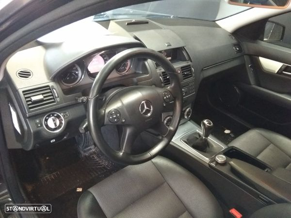 Para Peças Mercedes-Benz C-Class (W204) - 4