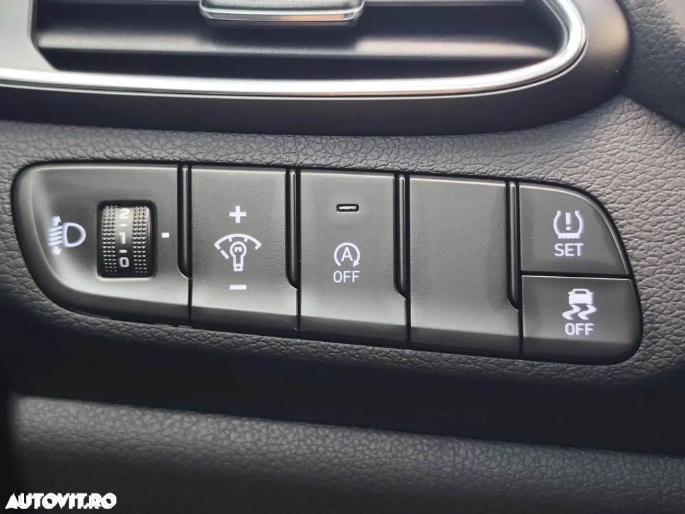 Hyundai i30 1.5 110CP 5DR M/T Comfort - 15