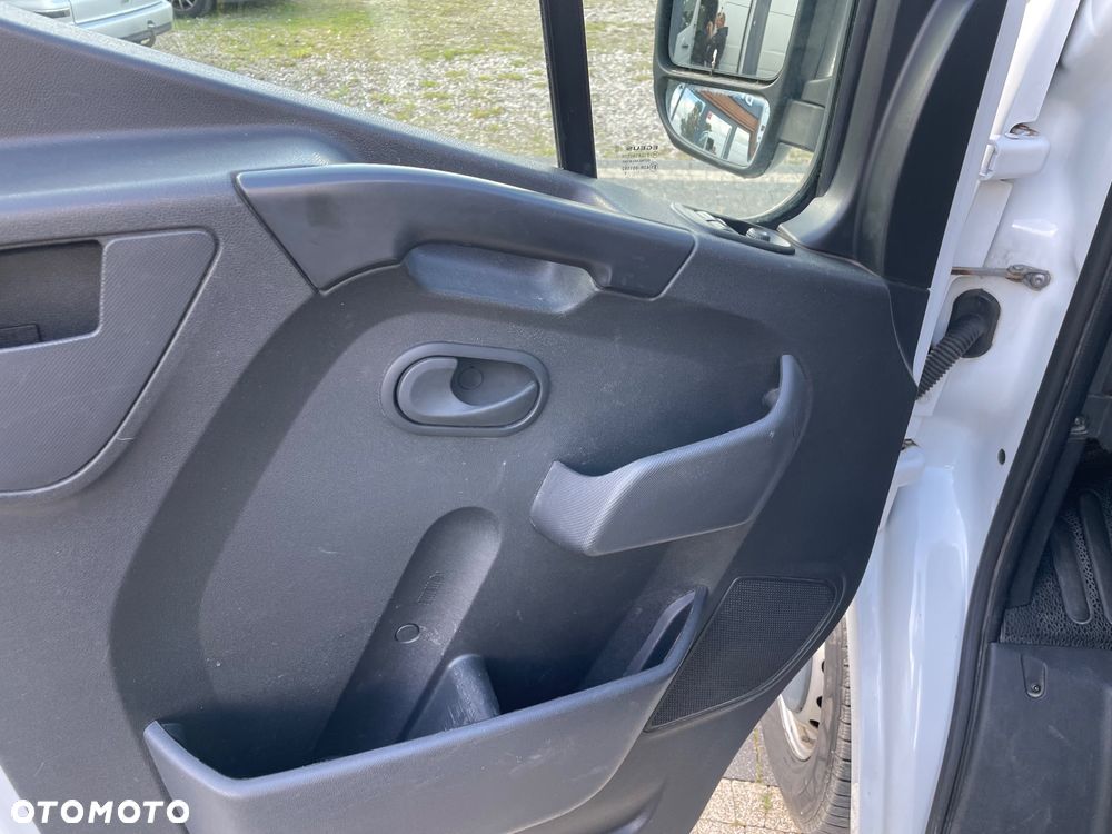 Renault Master - 9