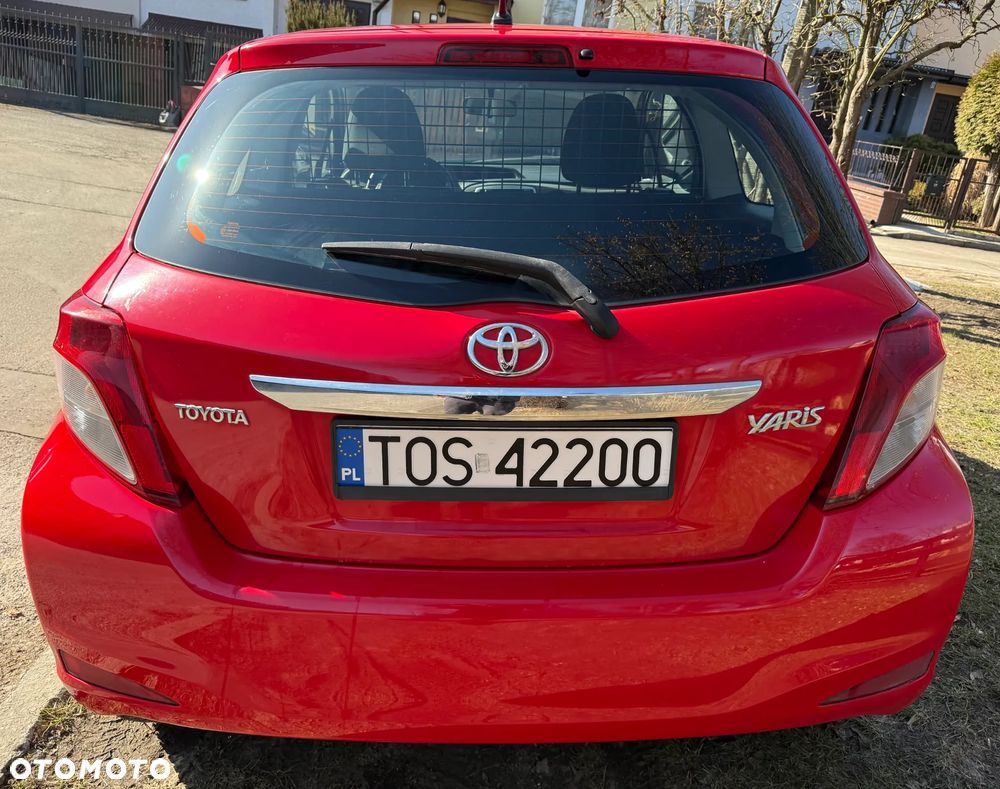Toyota Yaris 1.0 Luna - 4
