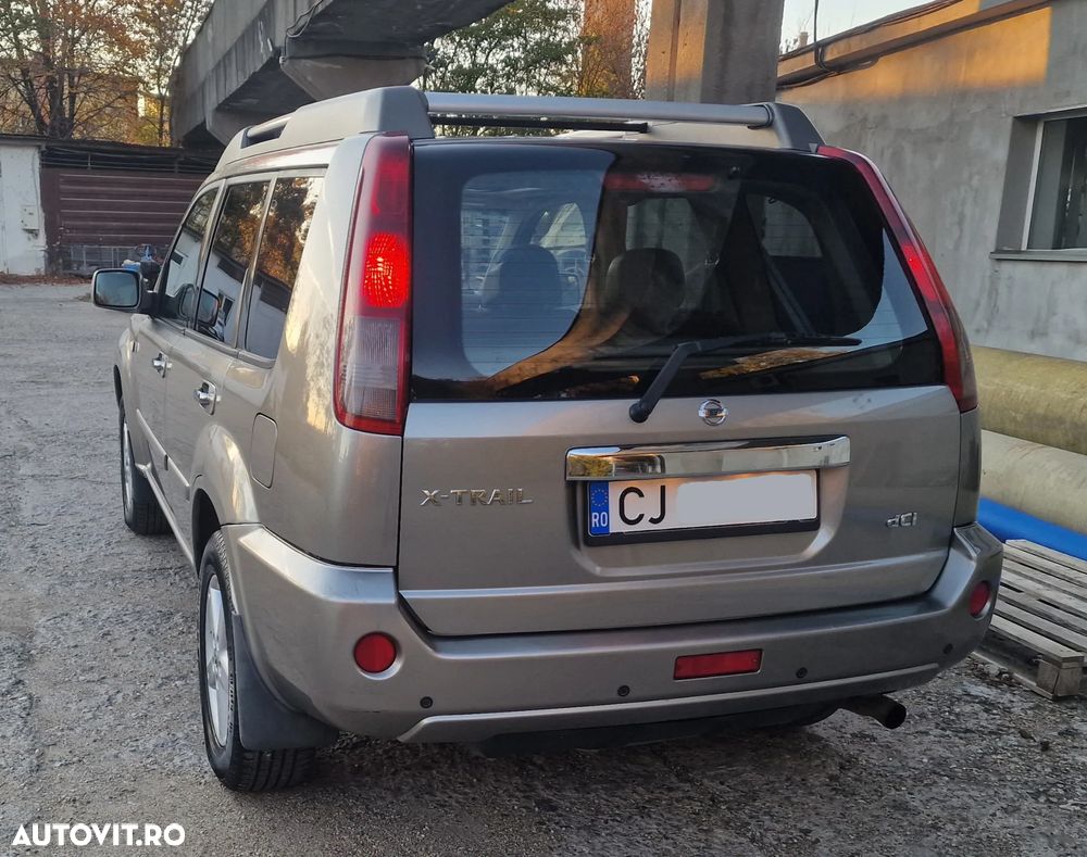 Nissan X-Trail 2.2 dCi 4x4 DPF Elegance - 6