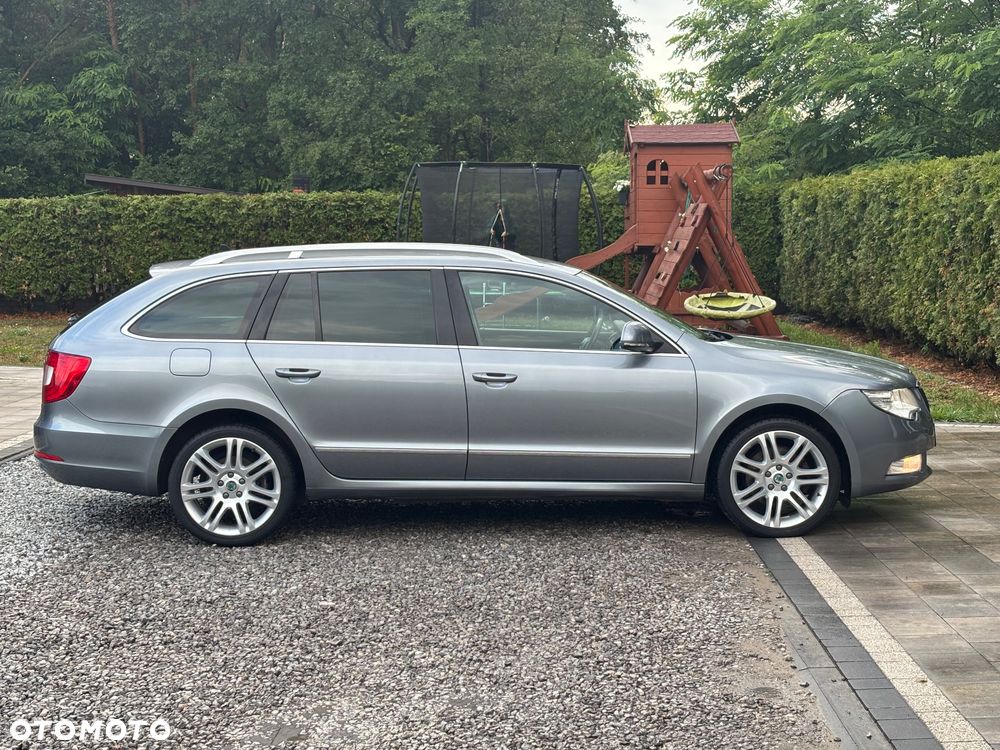 Skoda Superb 2.0 TDI Elegance DSG - 3