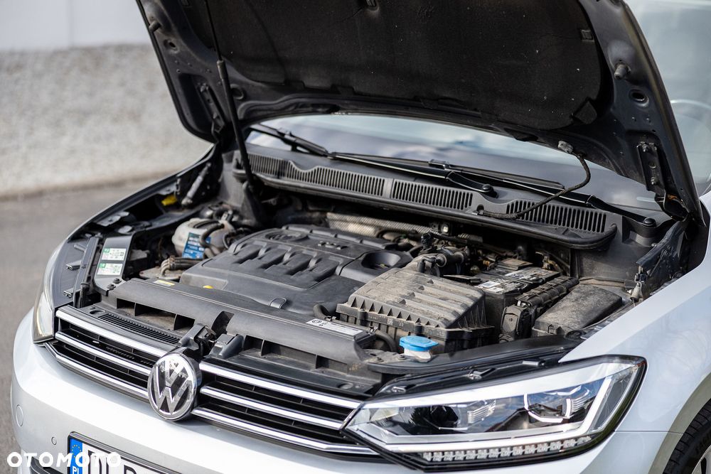 Volkswagen Touran 2.0 TDI BMT Highline DSG - 36