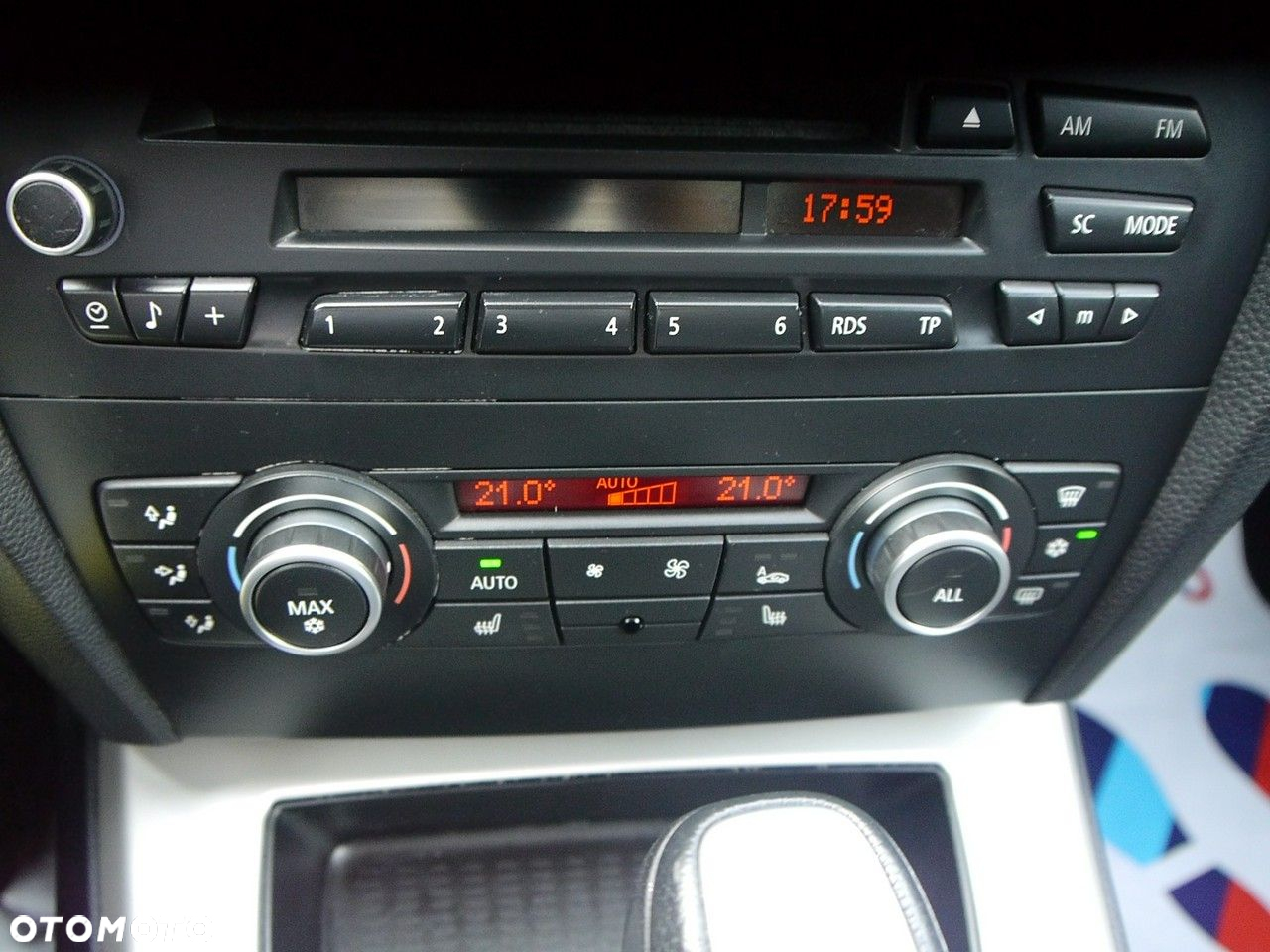 BMW Seria 3 318d - 19