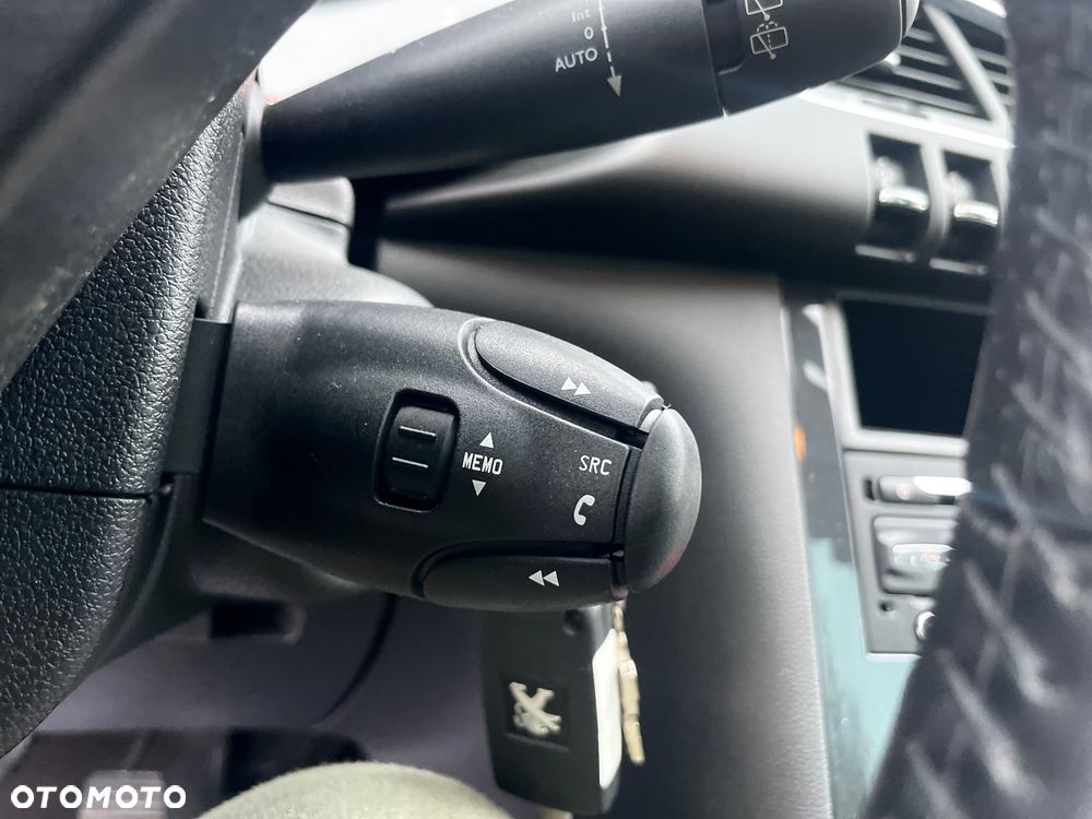 Peugeot 3008 - 25