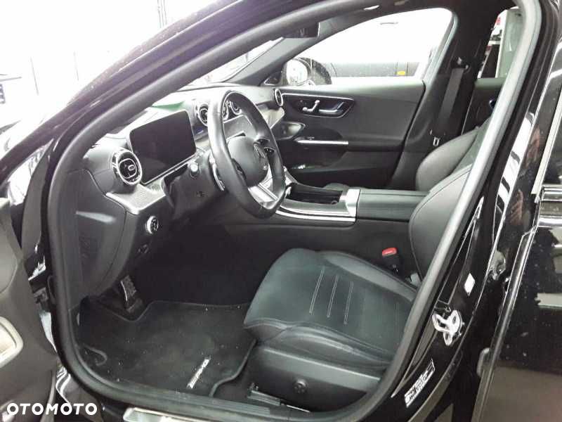 Mercedes-Benz Klasa C 300 de 4Matic 9G-TRONIC AMG Line - 5