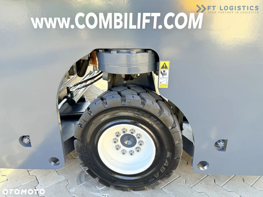 Combilift WÓZEK CZTEROKIERUNKOWY - WIELOKIERUNKOWY / C3000 / GAS / TRIPLEX 4900MM / WOLNY SKOK / POZYCJONER WIDEŁ / PEŁNA KABINA / STAN IDEALNY / Szeroka oferta wózków czterokierunkowych i bocznych, dopasowanych do różnorodnych potrzeb i zastosowań - 29