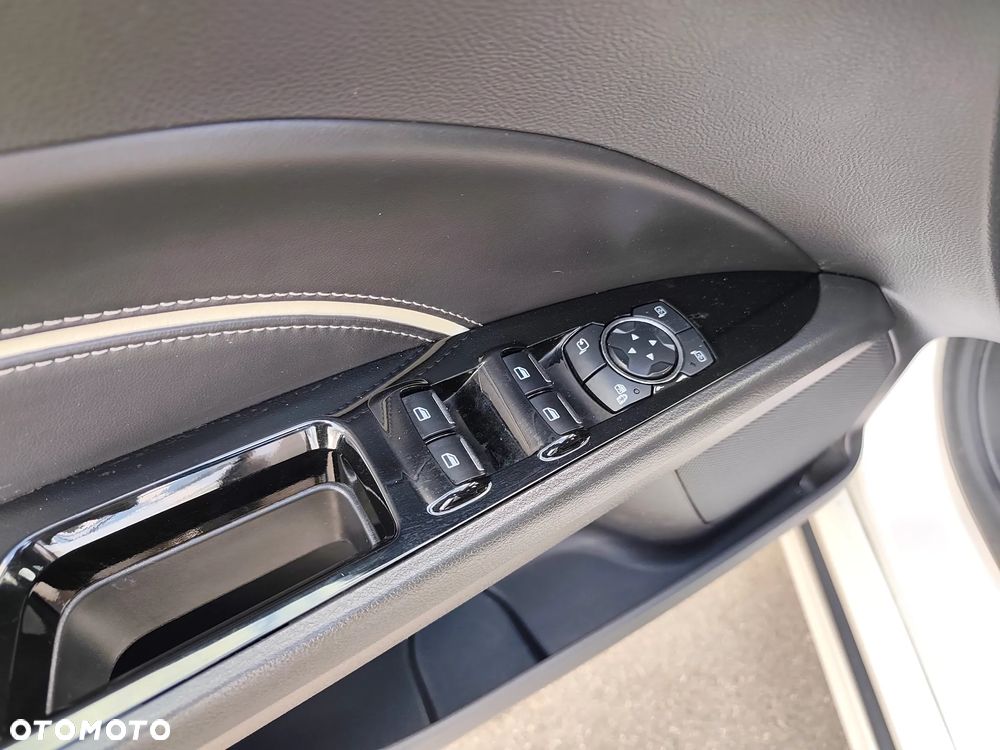 Ford Mondeo 2.0 TDCi STart-Stopp PowerShift-Aut Vignale - 33