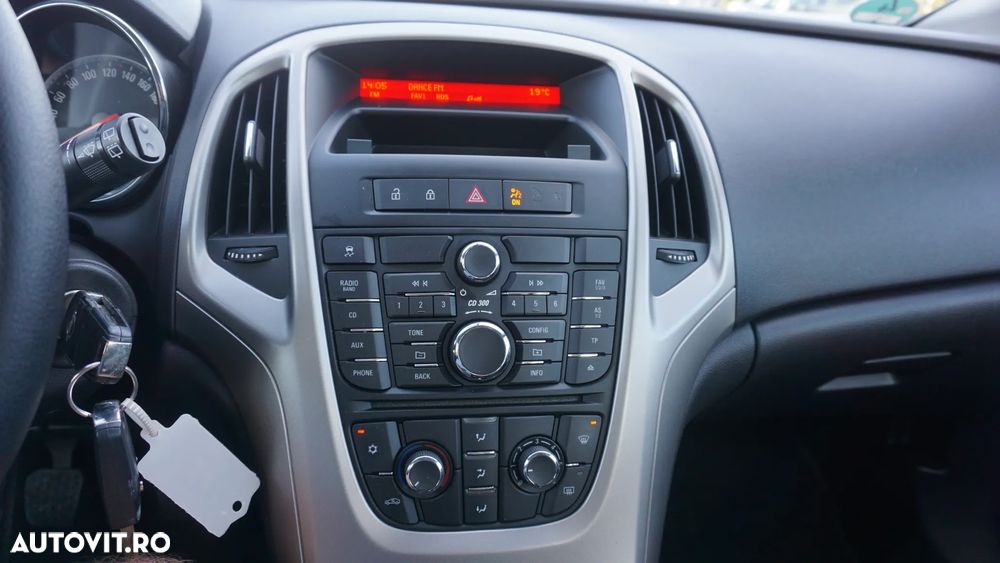 Opel Astra 2.0 CDTI DPF Innovation - 21